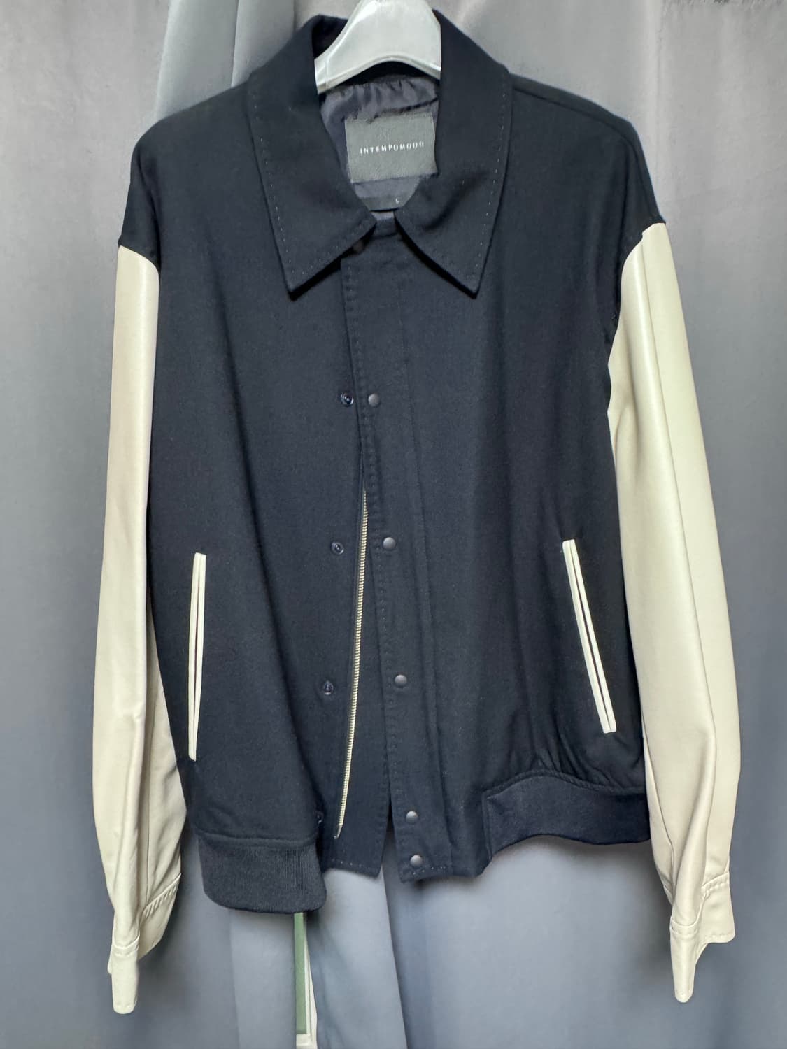 인템포무드 러닝 스티치 스타디움 점퍼_네이비 상품이미지1