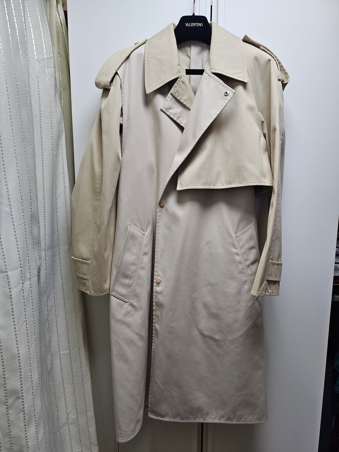 새상품 보테가베네타 컬렉션 트렌치코트(국내 매장판 손흥민 착용) 상품이미지3