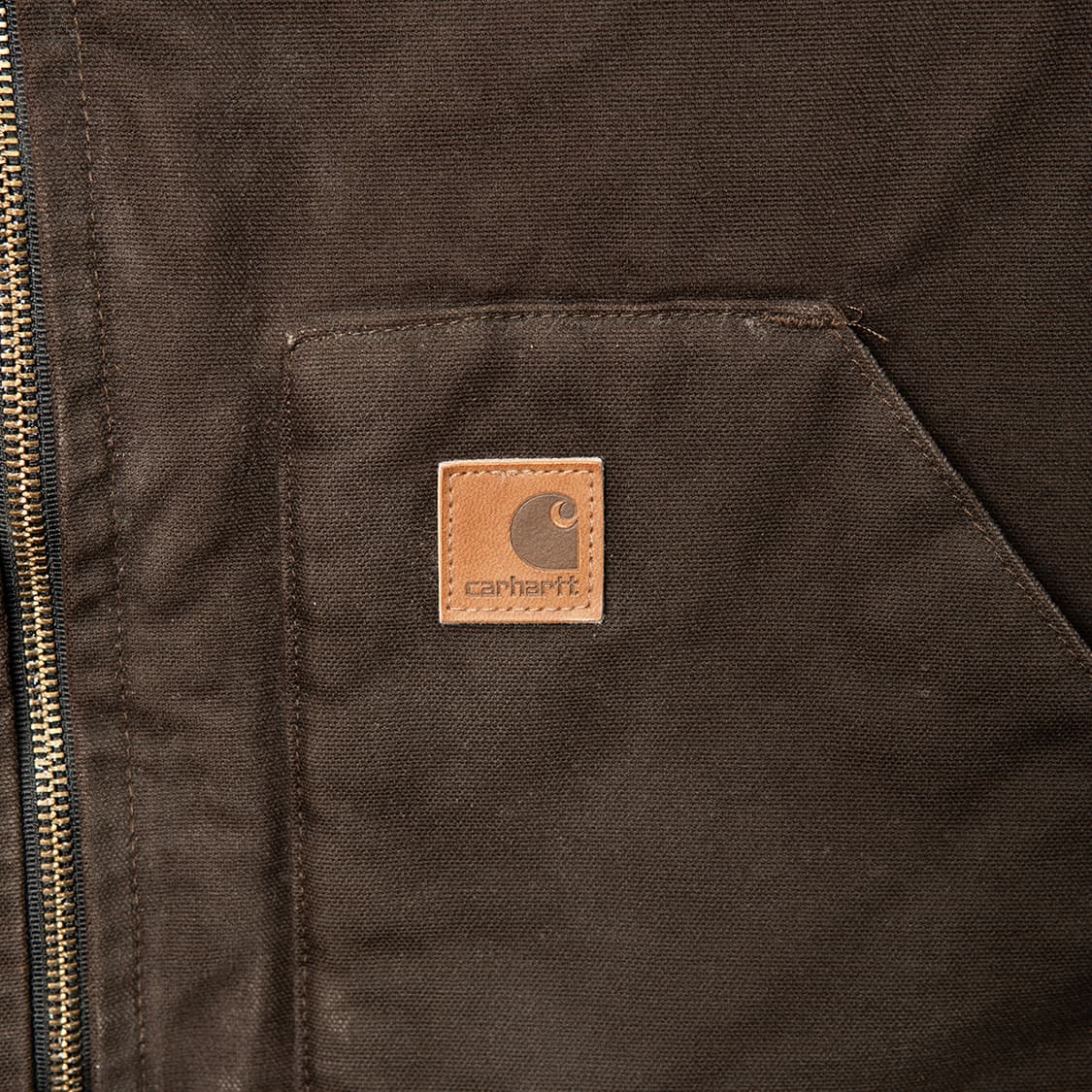 [2XL] 칼하트 V02 DKB 샌드스톤 아크틱 워크 베스트 다크 브라운 상품이미지2