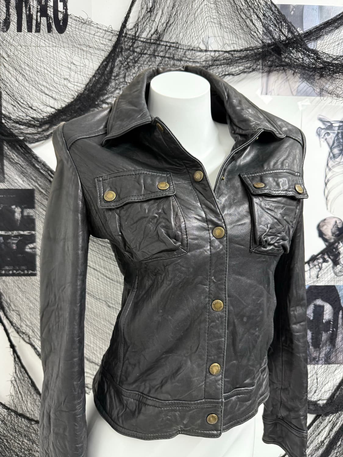 Button detailed leather jacket 상품이미지2