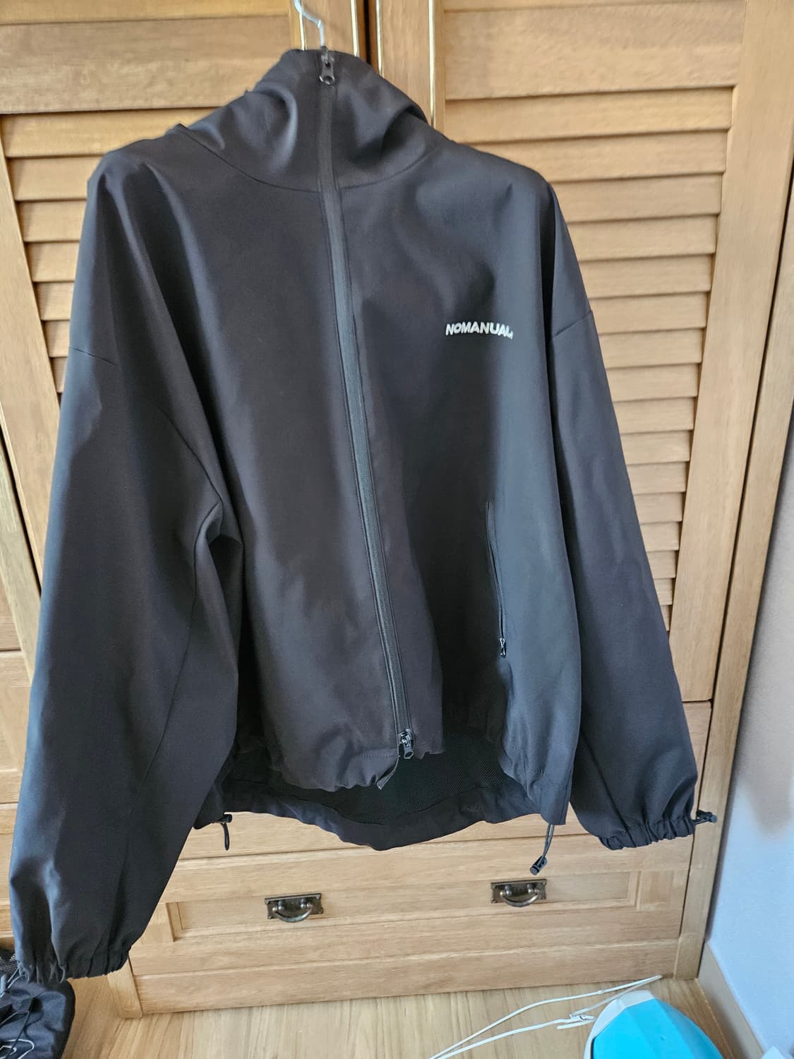 노매뉴얼 바람막이 상품이미지1