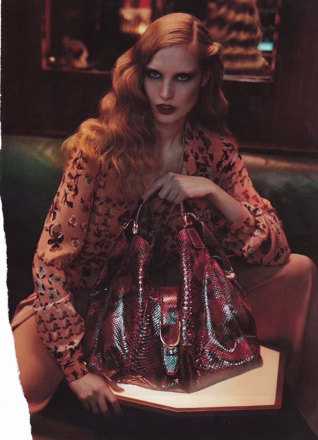 구찌 FW2012  스웨이드 소프트 스터럽 숄더백 상품이미지2