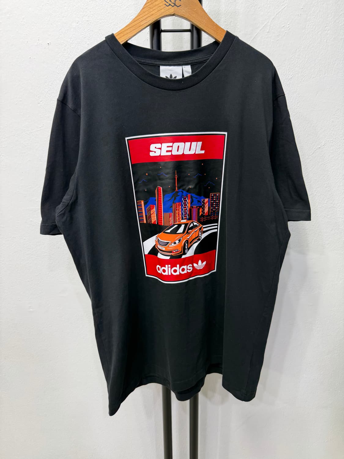 정품) 아디다스 서울 남성 반팔티 XXL 상품이미지1