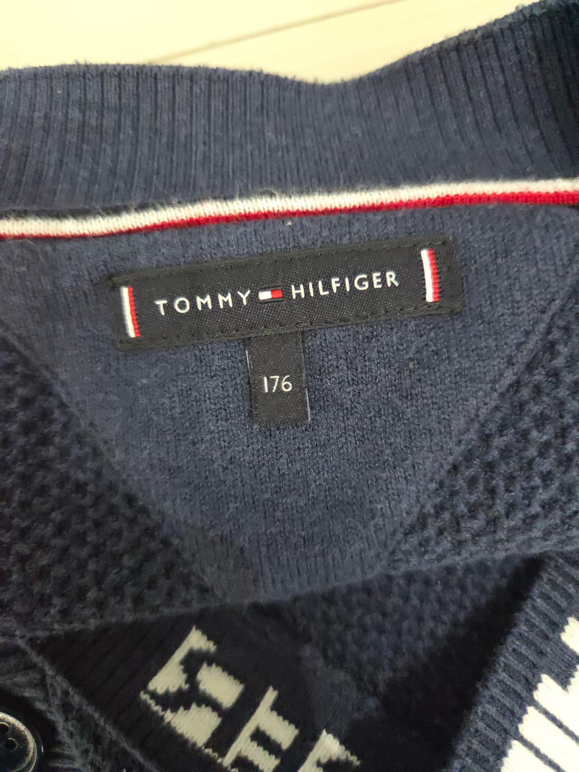 타미힐피거 넥 레터링 와플 니트 가디건 상품이미지7