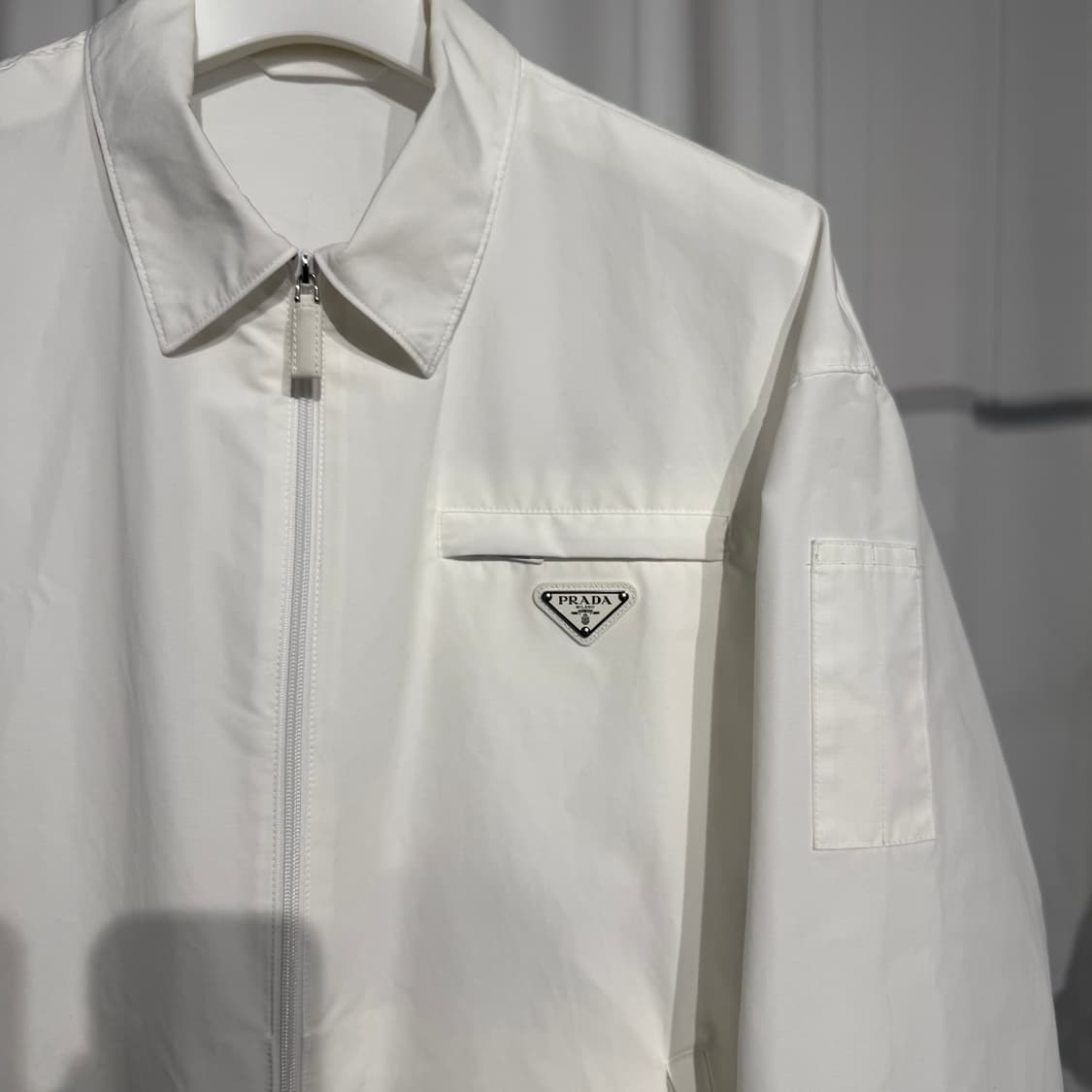 [정품] 프라다 테크니컬 포플린 자켓 sgn889 오버핏L사이즈 상품이미지3