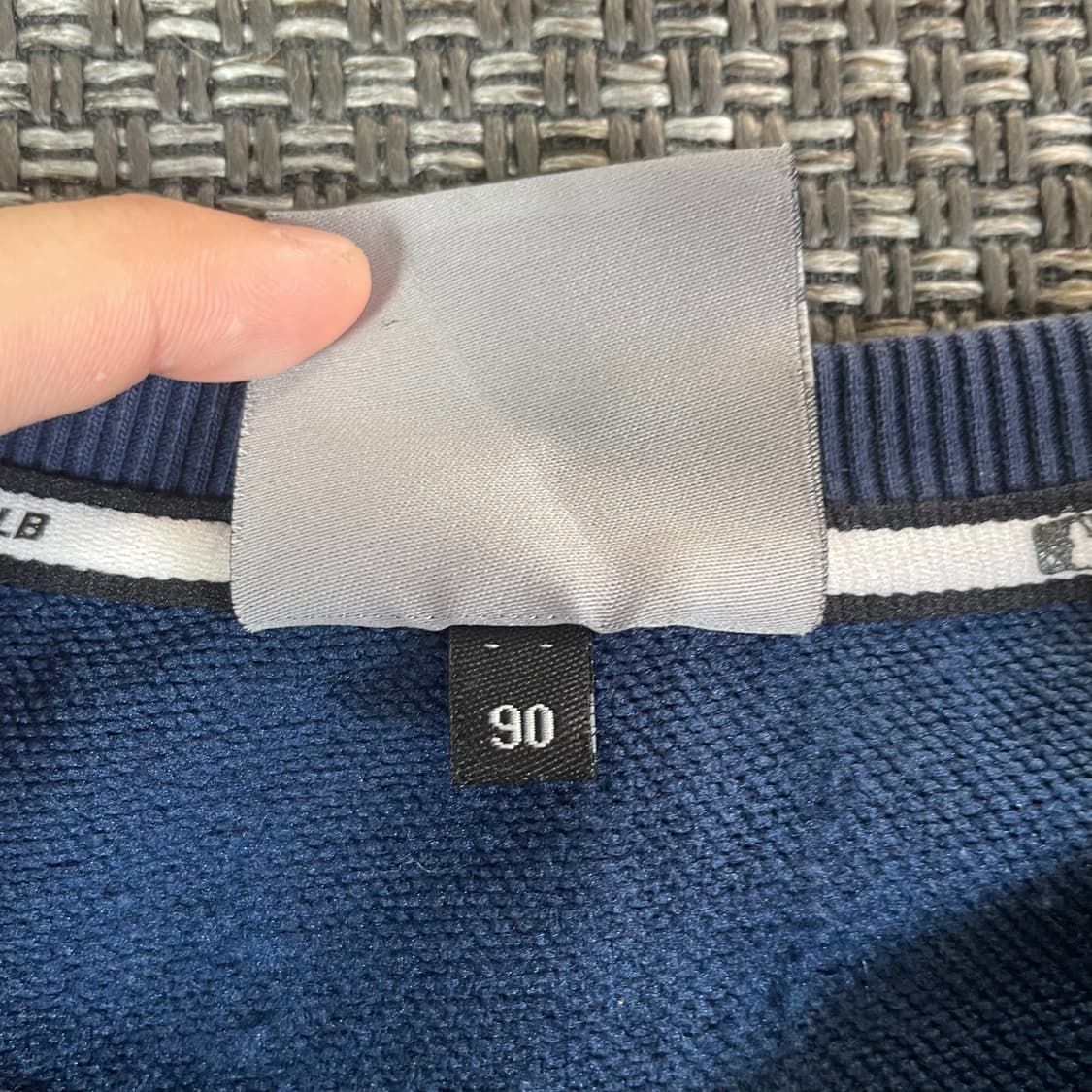 MLB 뉴에라 오버핏 뉴욕 양키스 엠블럼 맨투맨 90 상품이미지6