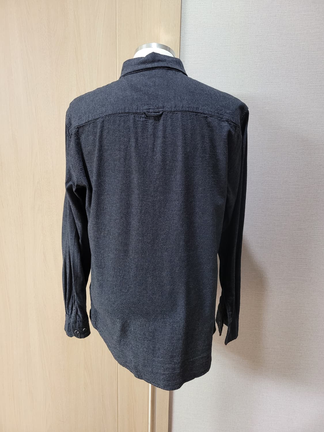 행텐 Hangten 남자 스트라이프 샴브레이 셔츠 105 블랙 상품이미지6