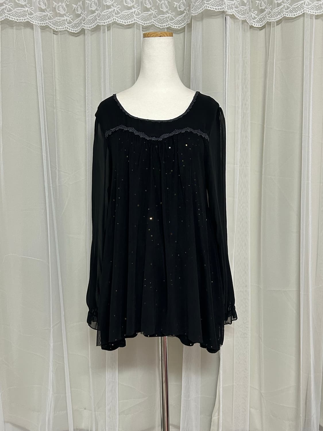 엑시즈팜 글리터 디테일 시스루 블라우스 탑 공겜여주 고스 고딕 상품이미지2