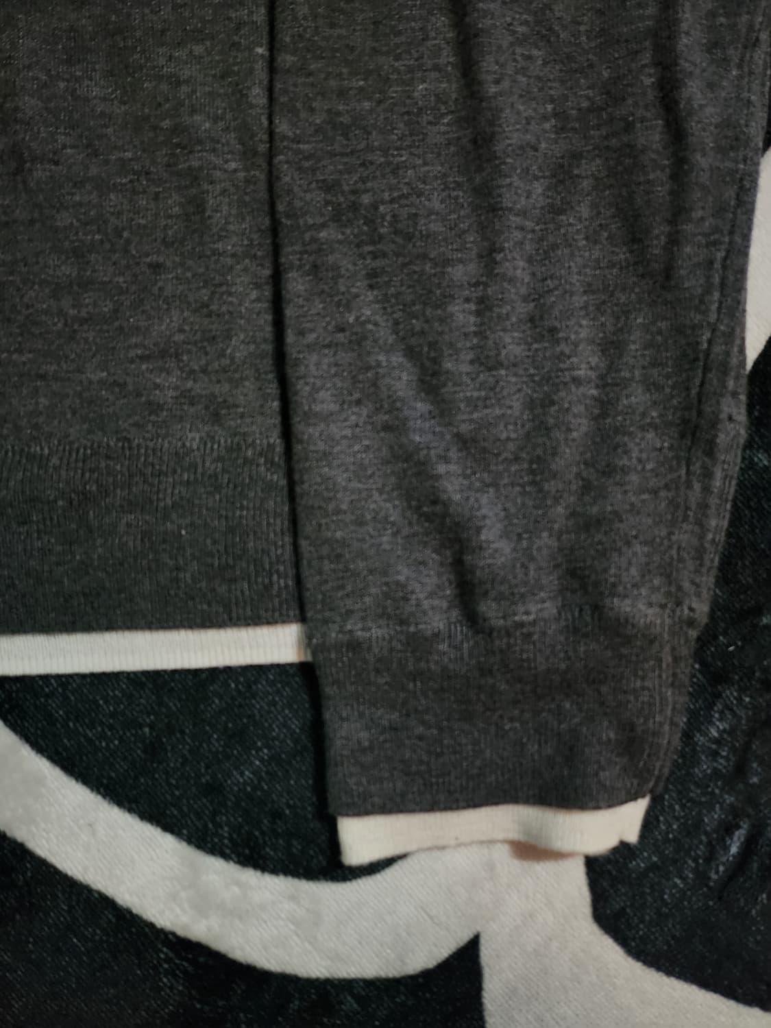 Zara 콘트라스트 니트 스웨터 상품이미지3