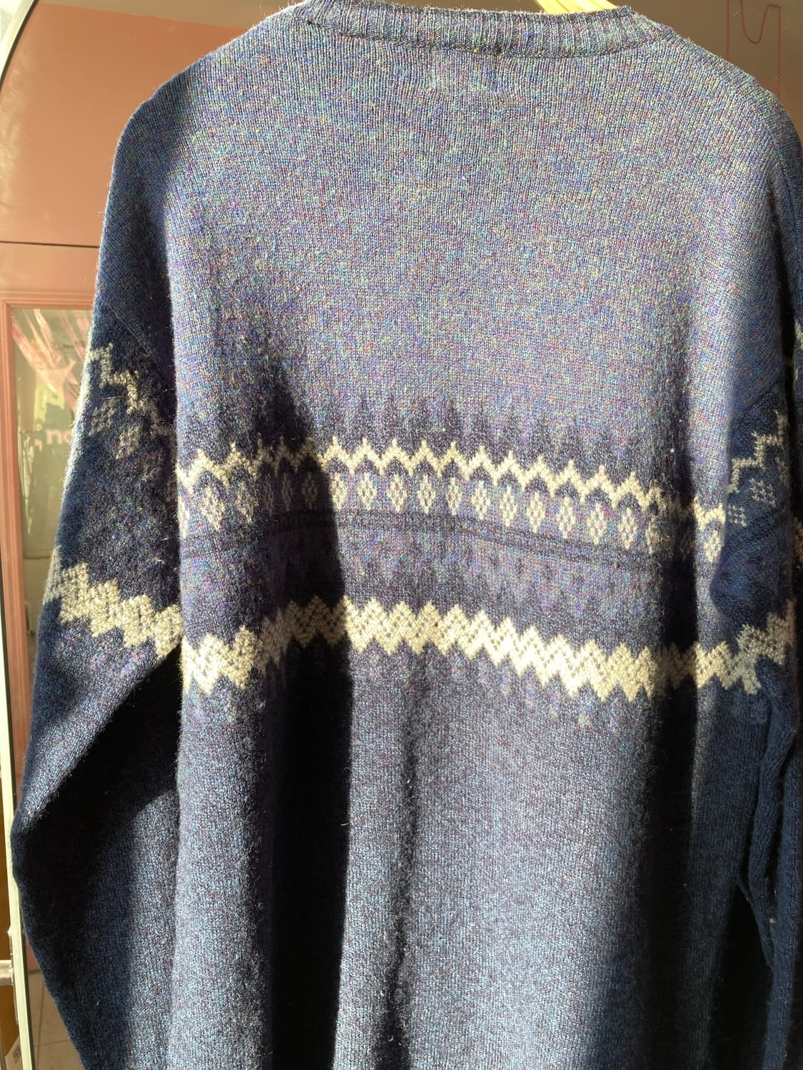 램스울 네이비 패턴 니트 상품이미지6