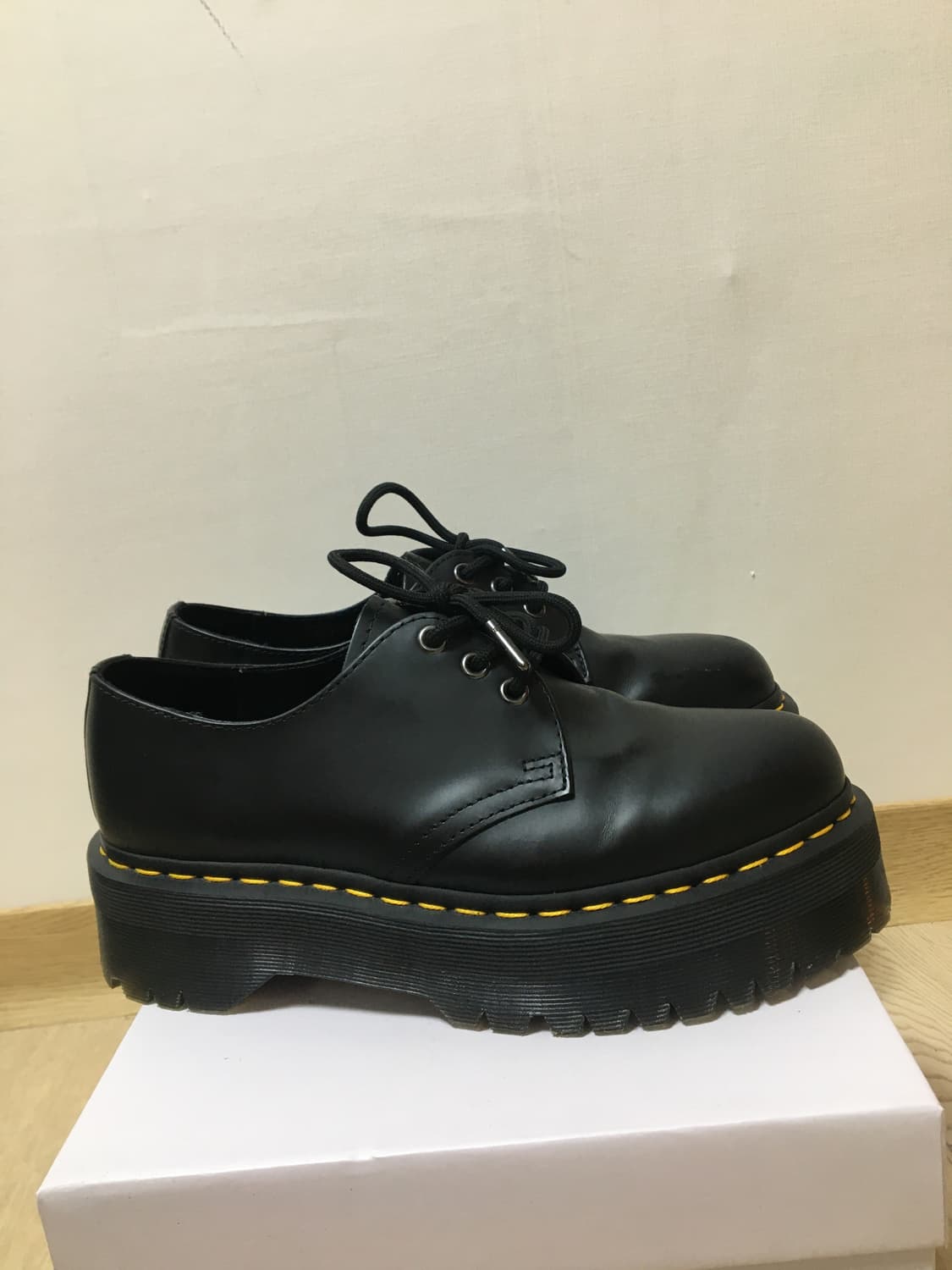 1461 쿼드 블랙 폴리시드 스무스 / 25567001 상품이미지3