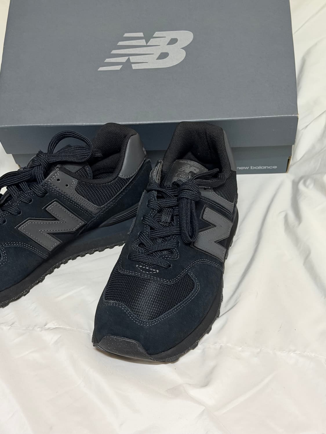 뉴발란스 574 트리플 블랙 상품이미지2