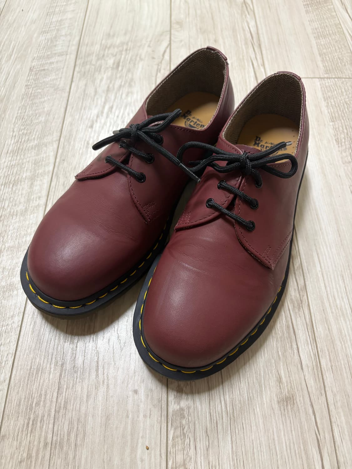 닥터마틴 3홀 체리레드 260 상품이미지1