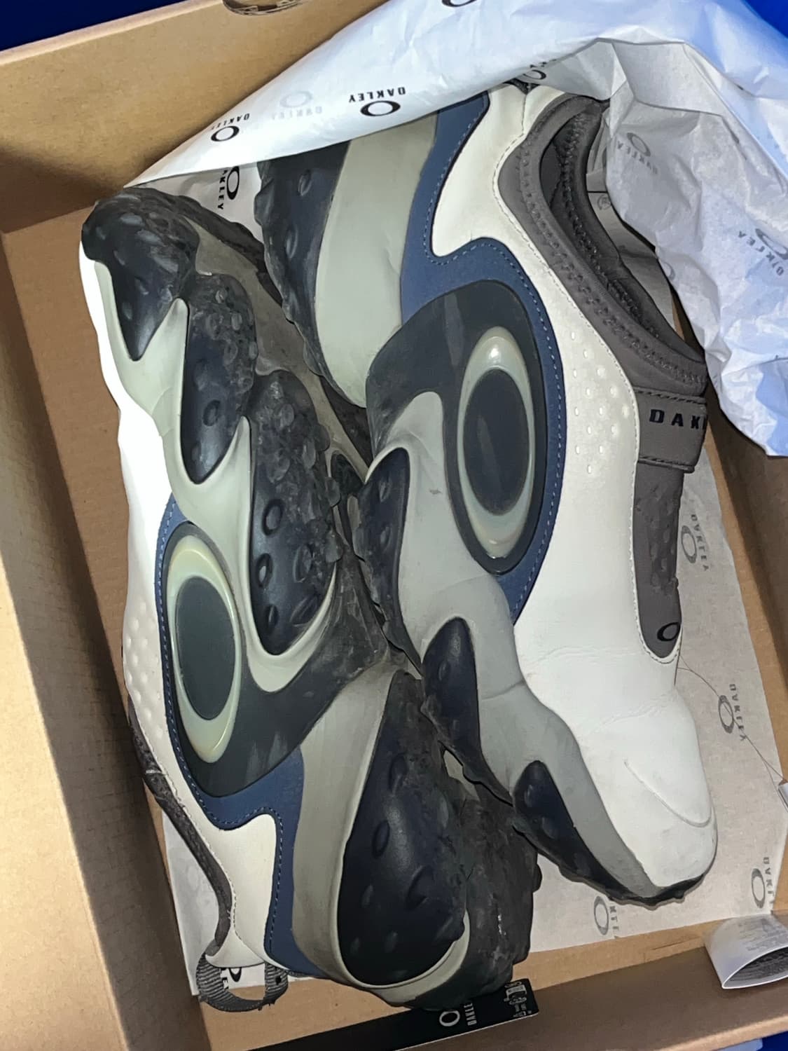 오클리 엣지 아이콘 크림네이비 250 상품이미지3