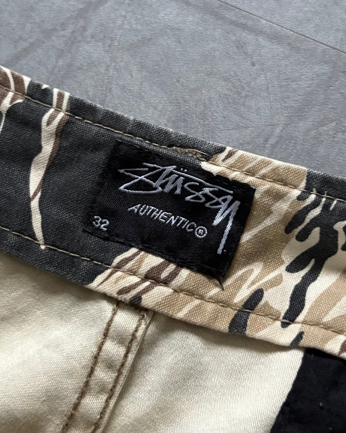 Stussy 스투시 타이거 카모 카고 팬츠 상품이미지7
