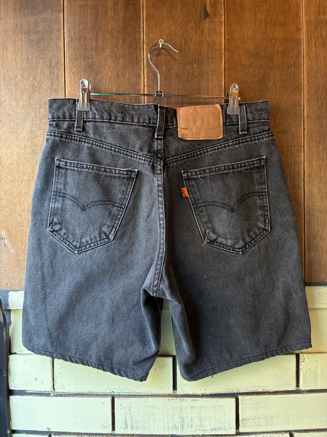 90’s Levi’s 550 Black Denim Shorts 상품이미지2