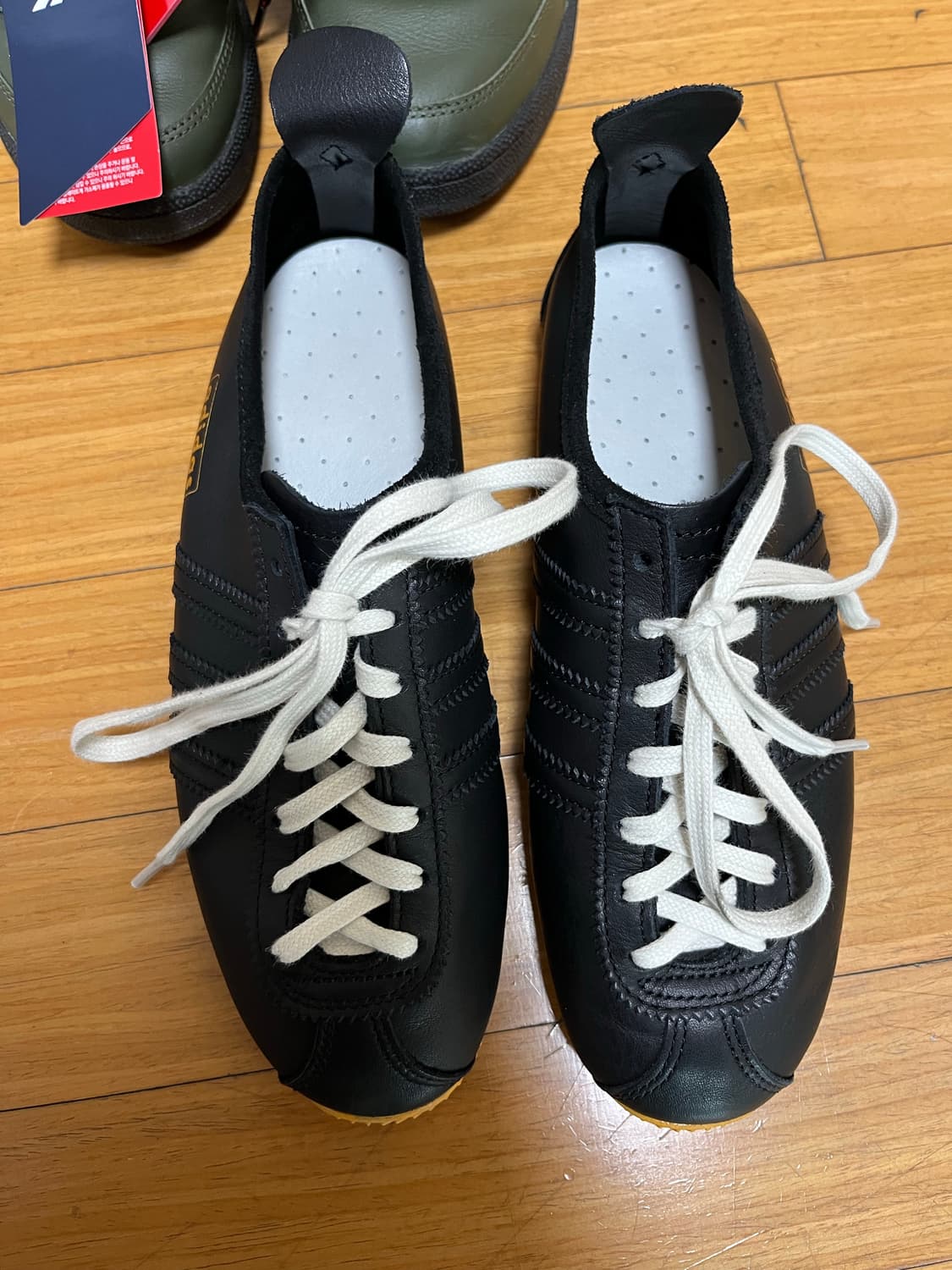 아디다스 재팬 블랙/슈레이스 화이트/밑창 검솔 240 상품이미지1