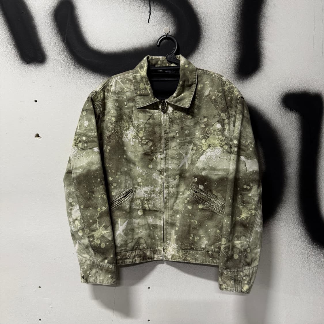 자라 더티 페인팅 워싱 데님 트러커 자켓 상품이미지1