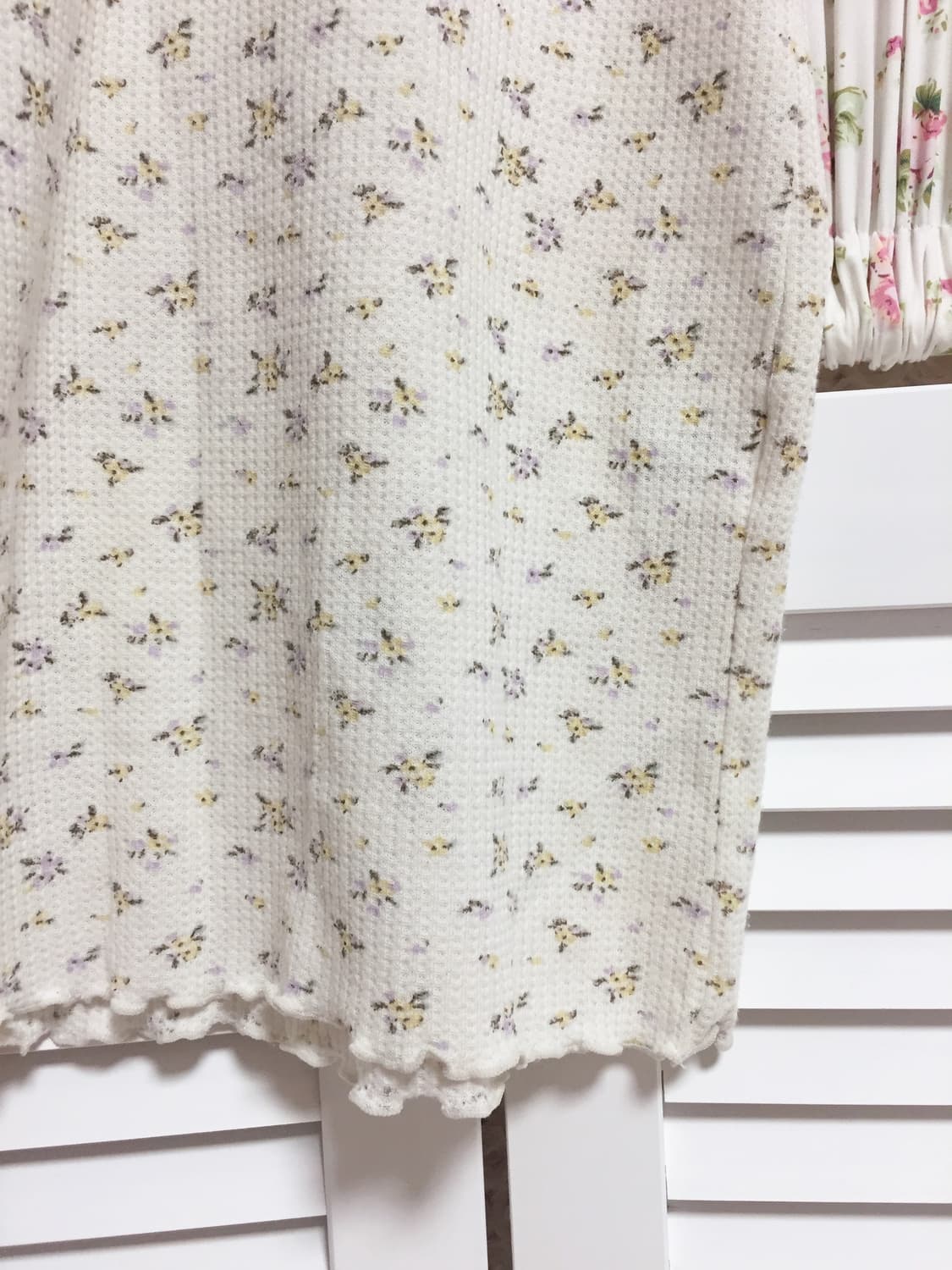 빈티지 시네마클럽 모리걸 잔꽃 슬리브리스 상품이미지3