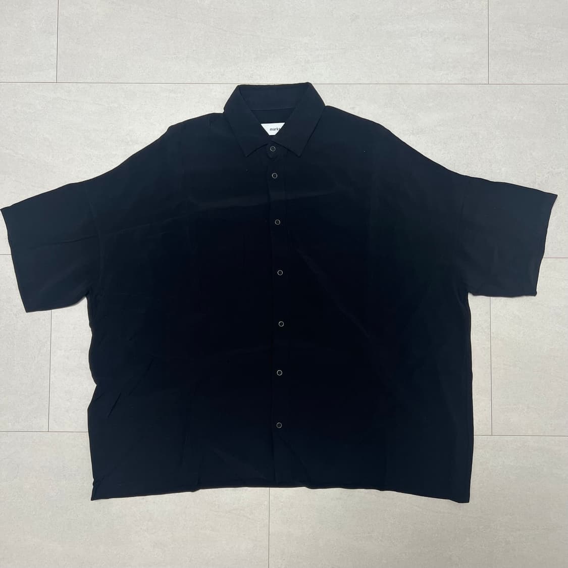 마카 marka 블랙 레이온 반팔 셔츠 상품이미지1