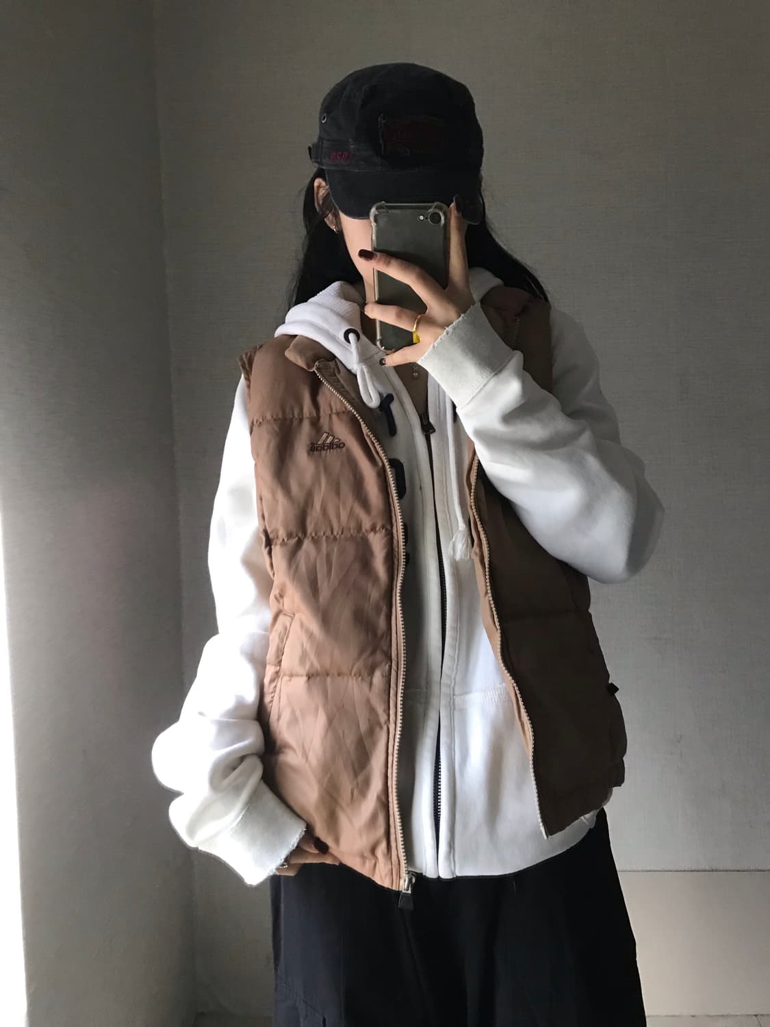 아디다스90s 브라운 패딩조끼 상품이미지2