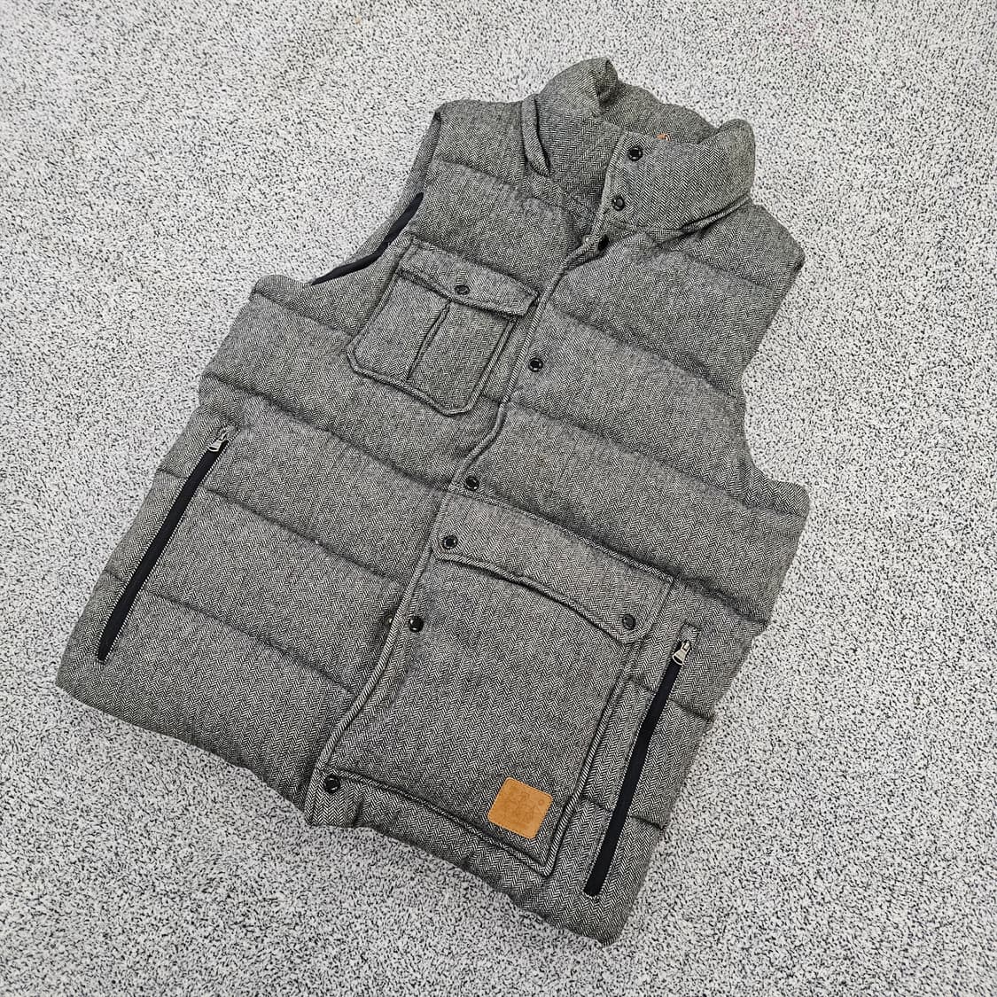 [95(M)] 헤지스 헤링본 덕다운 패딩 조끼 0102YH1 상품이미지1