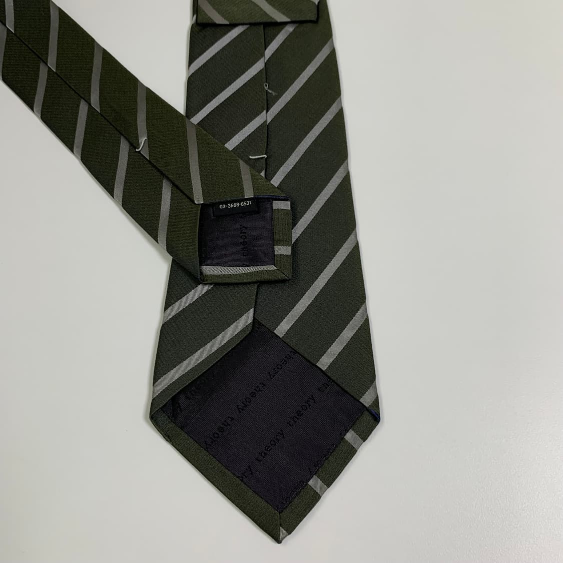 띠어리(Theory) 스트라이프 명품넥타이 클래식룩 A등급 상품이미지6