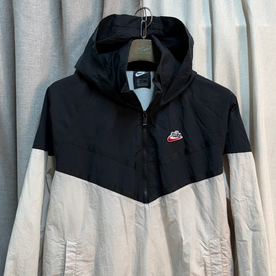 [M/루즈핏] 나이키 윈드러너 헤리티지 아노락 바람막이 상품이미지3