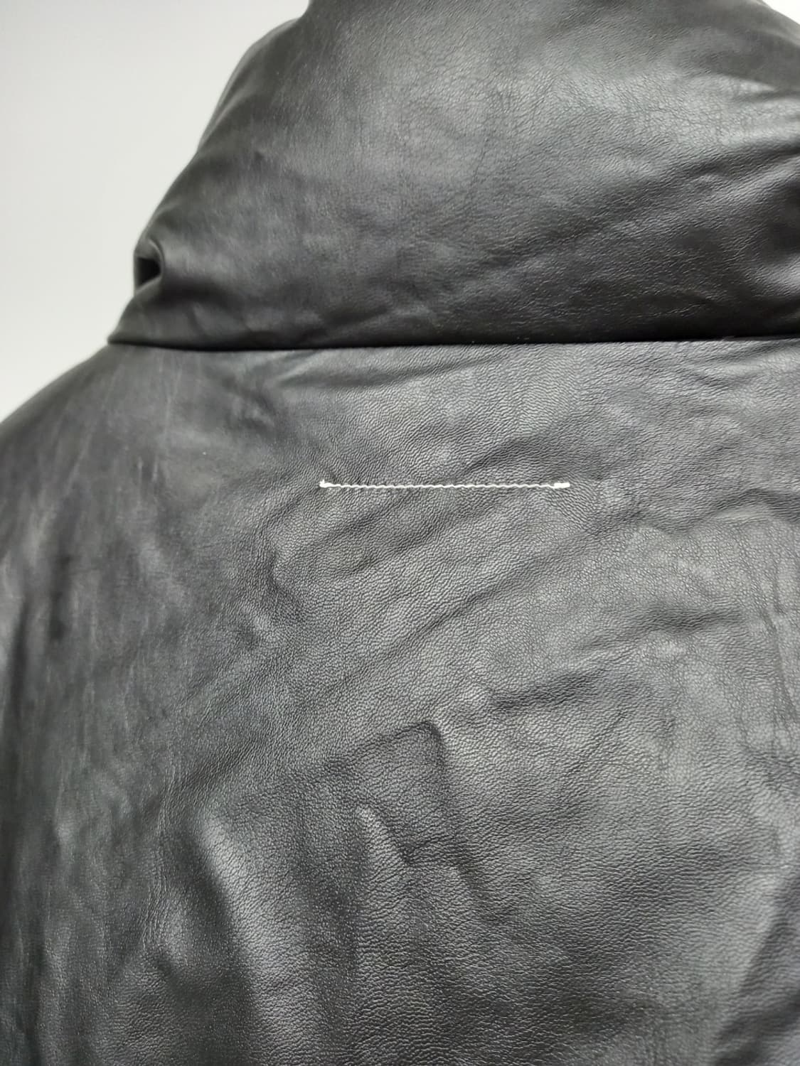 메종마르지엘라  페이크레더 다운패딩 55.66 상품이미지6