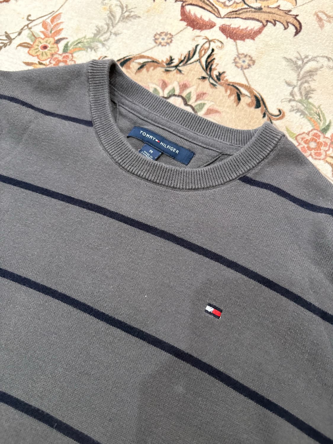 타미힐피거 스몰로고 니트 상품이미지3