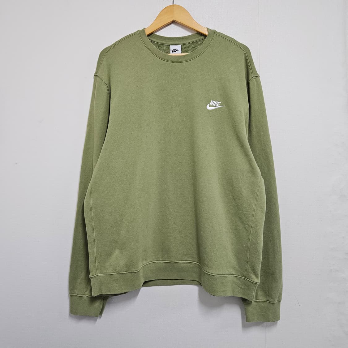 2XL 110 나이키 말차 카키 맨투맨 상품이미지2