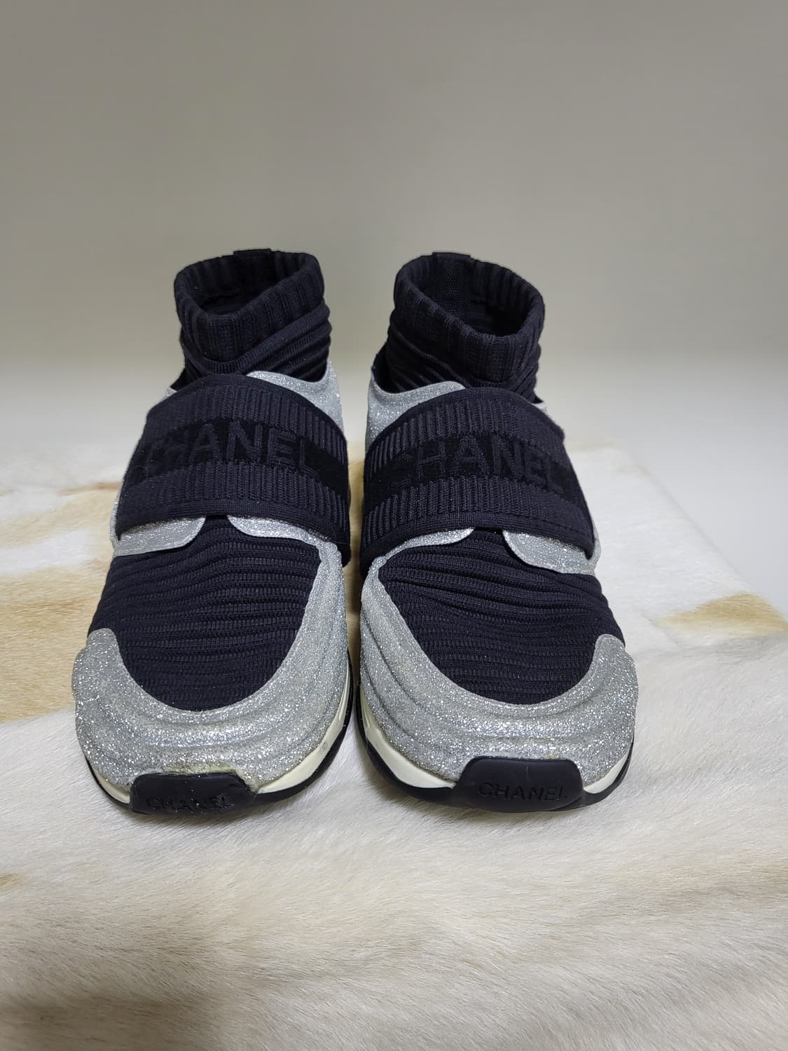 *빅세일*(정품)샤넬 니트 삭스 스니커즈 블랙/실버 220-230 상품이미지2