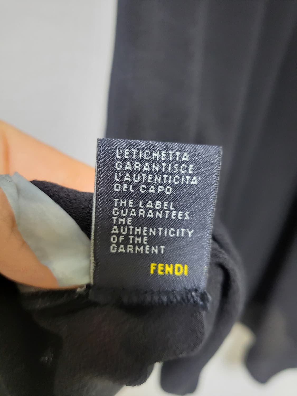 우아한 (정품)Fendi 펜디 실크100%셔링 블라우스 상품이미지10