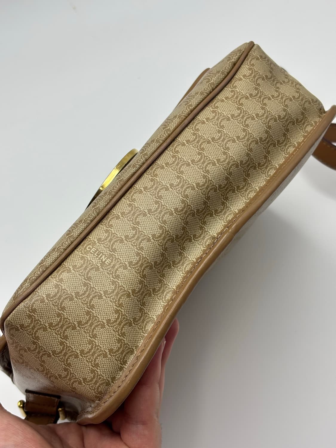 셀린느 마카담 링 크로스백 상품이미지6