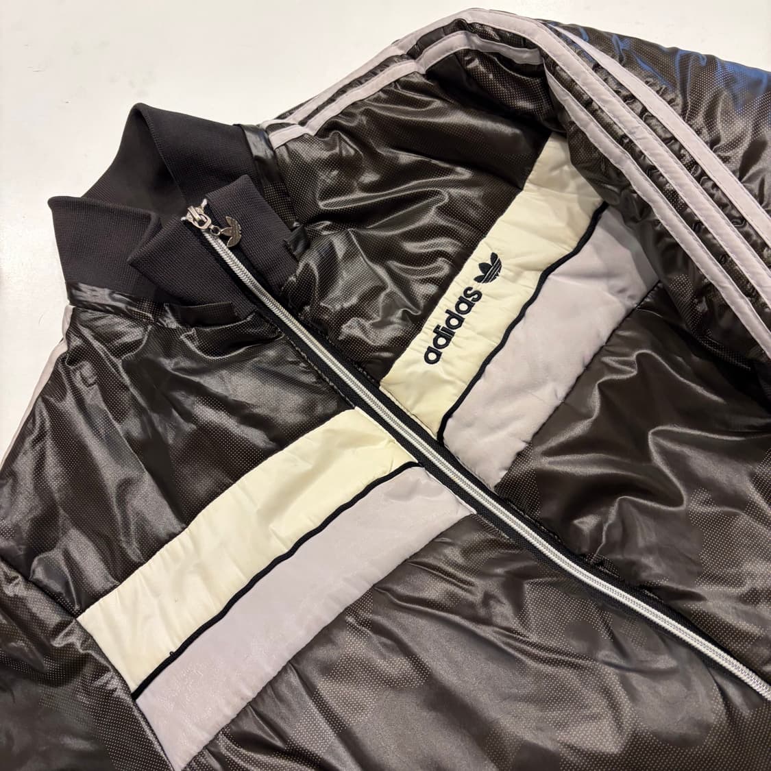 04s 아디다스 빅로고 카모 삼선 패딩 자켓 카키브라운 C814 상품이미지3