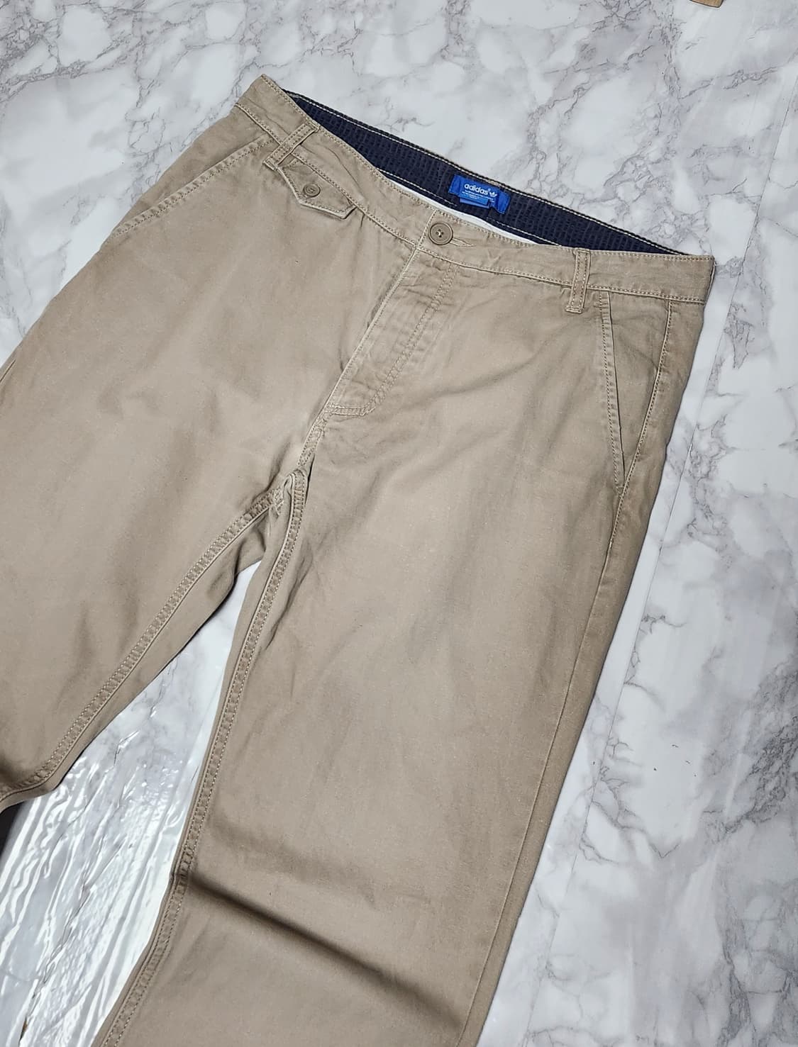아디다스 베이지 치노 면 바지 상품이미지4