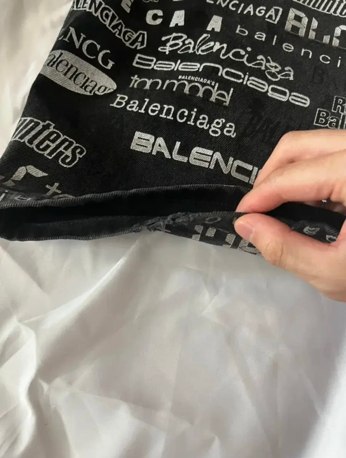 발렌시아가 tv로고 데님팬츠 s 상품이미지2