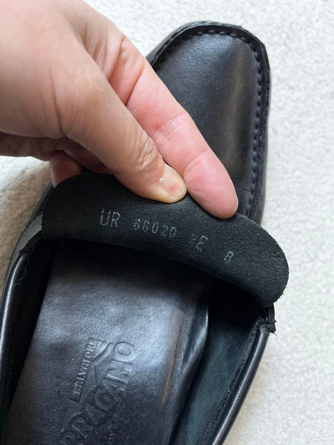 페라가모 크리스 간치니 버클 가죽 로퍼 A1837 상품이미지10