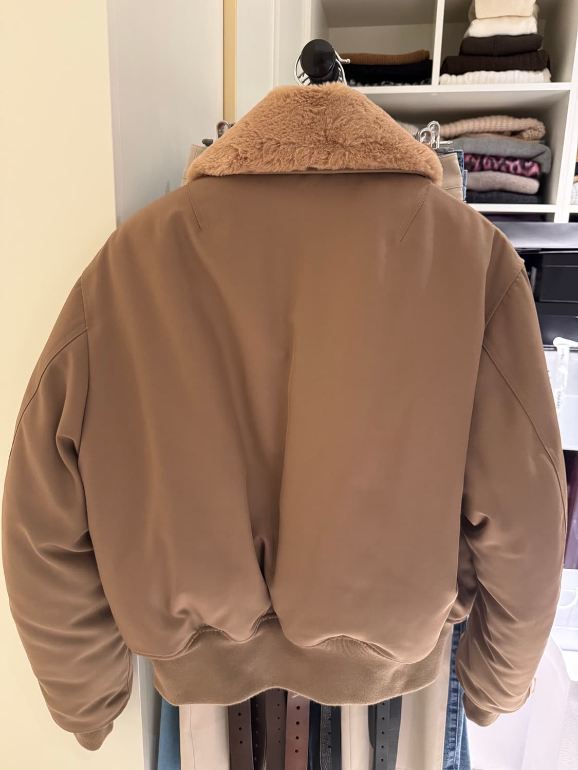 타일레 시어링 봄버 자켓 상품이미지2