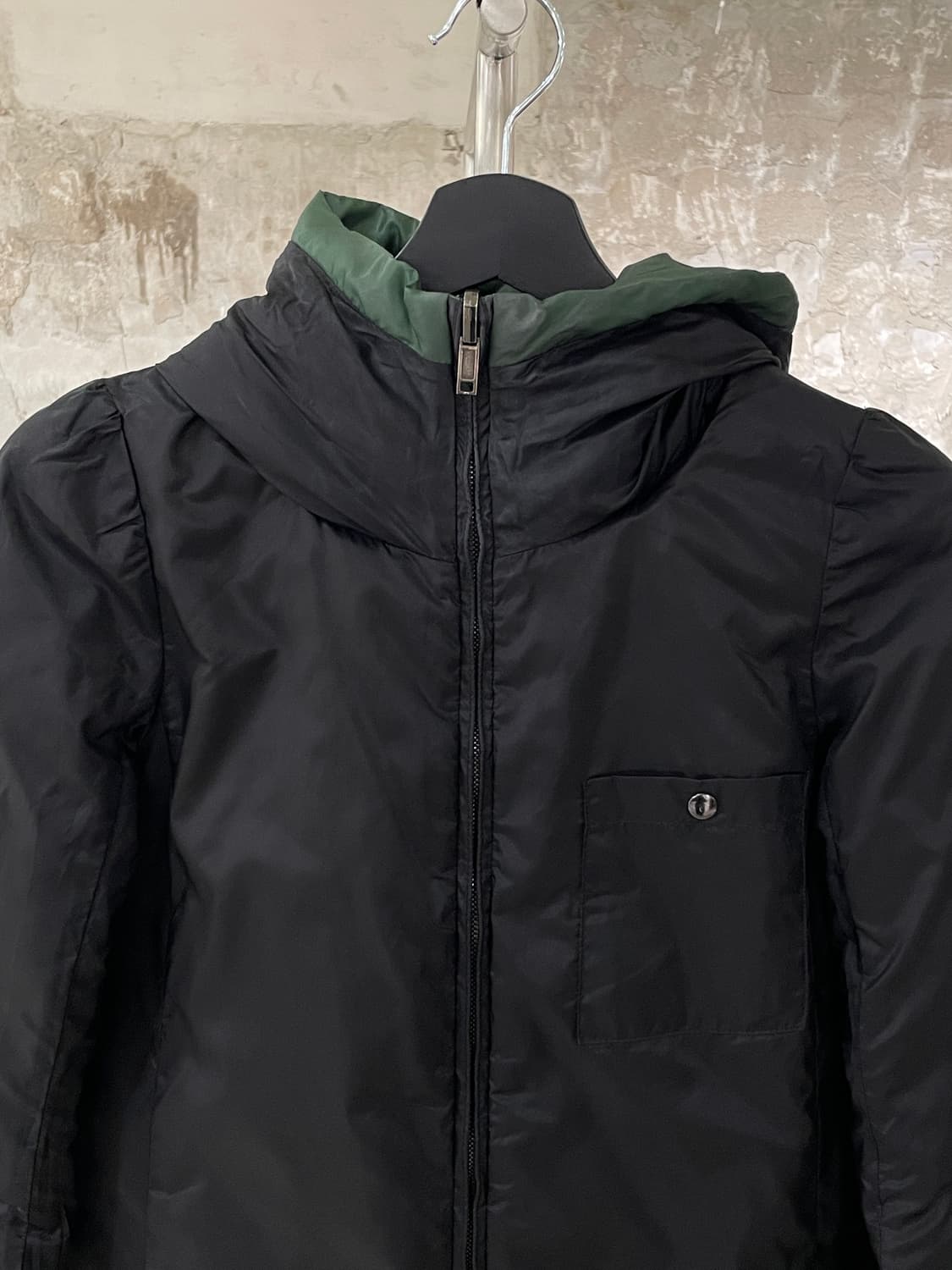 미우미우 꼬르소꼬모 그린 앤 블랙 리버시블 투 웨이 덕 다운 자켓 상품이미지6