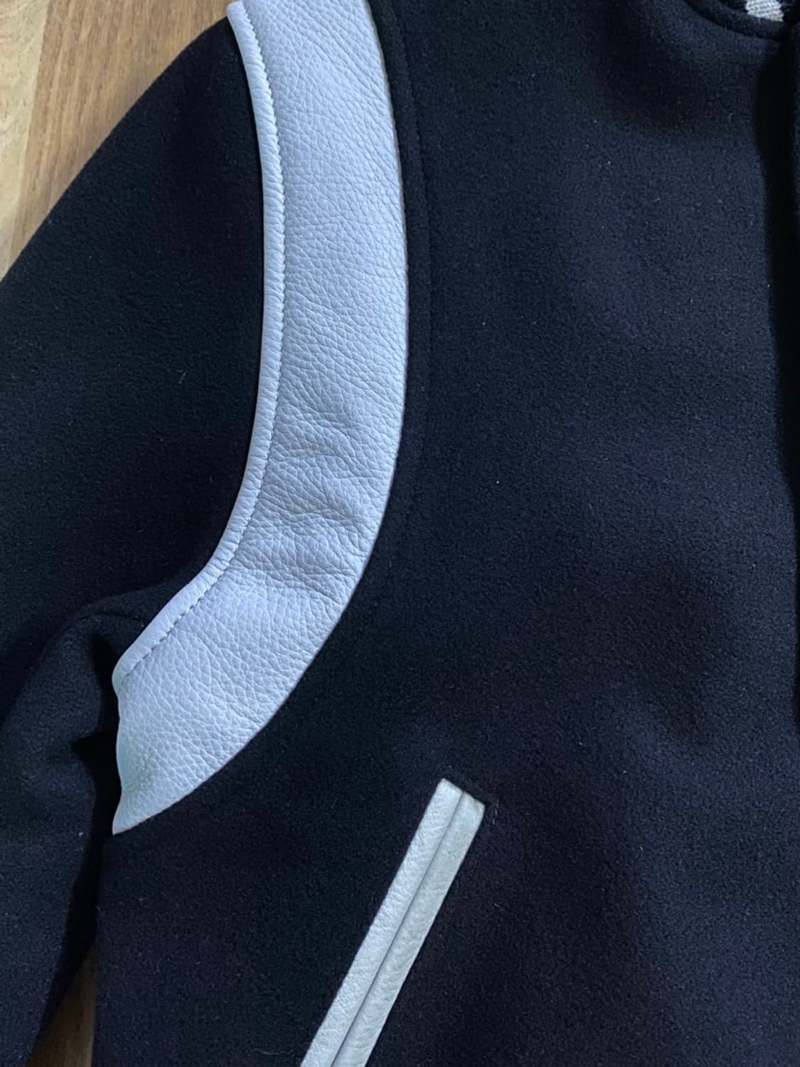 골든베어 / 테디자켓 바시티 검흰 / S (95-1 상품이미지3