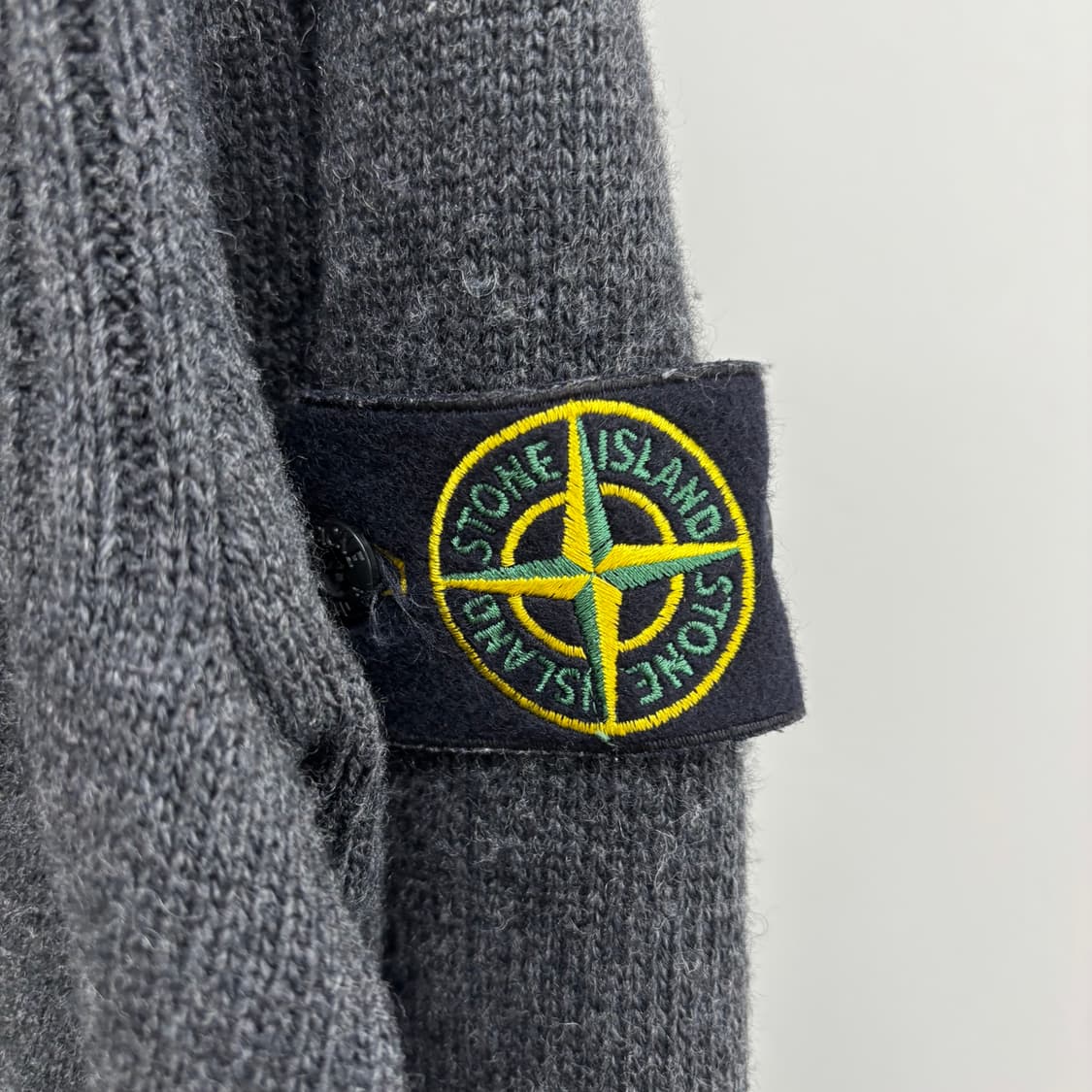 [M]스톤아일랜드 울 니트 후드집업 상품이미지2