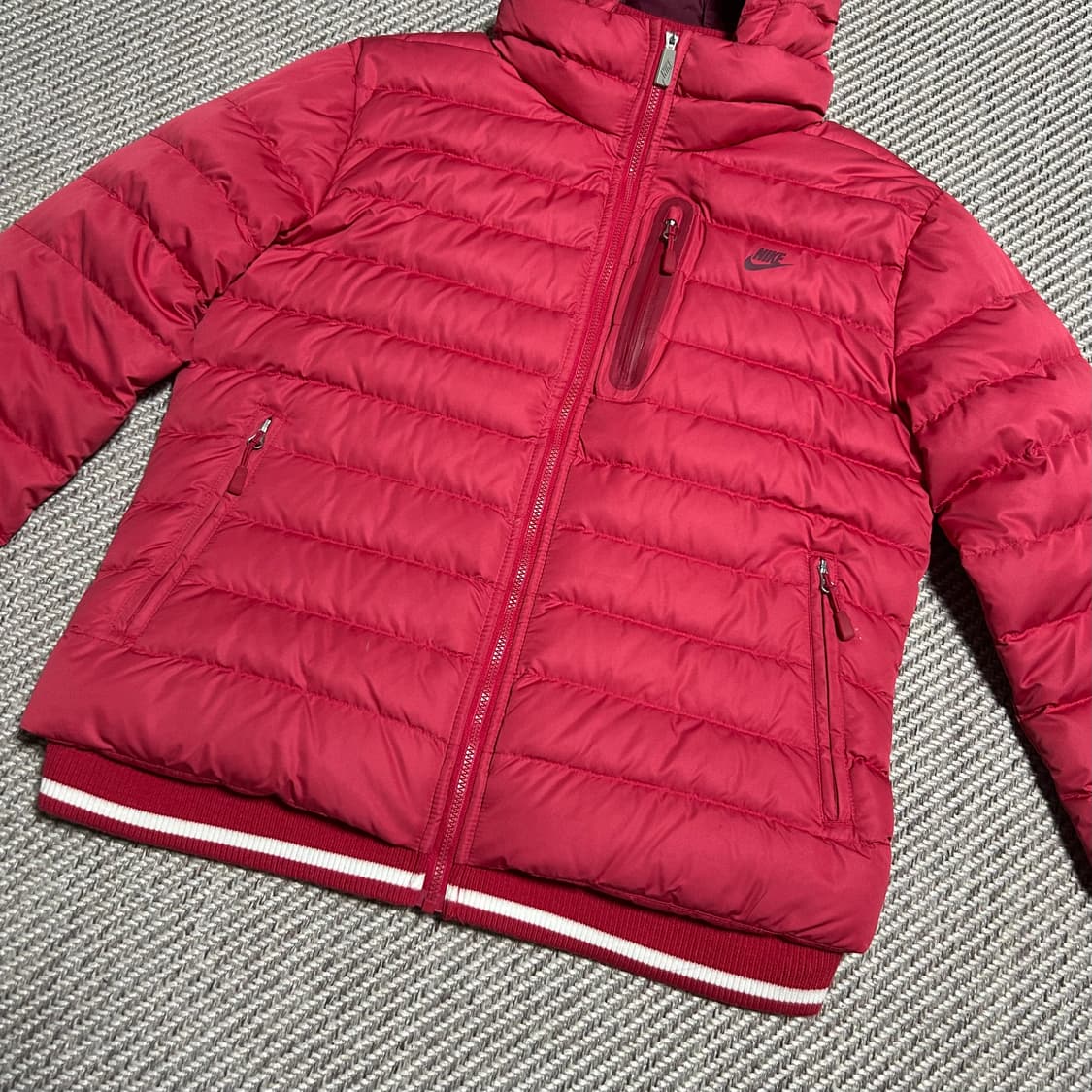 [L] Nike 나이키 우먼즈 디팬더 다운 경량패딩 점퍼 상품이미지3