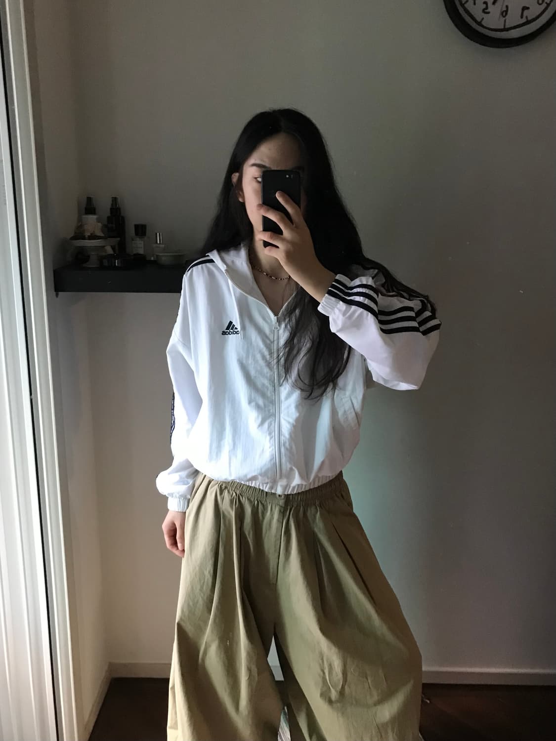 아디다스 삼선 로고 화이트 바람막이 자켓 상품이미지1