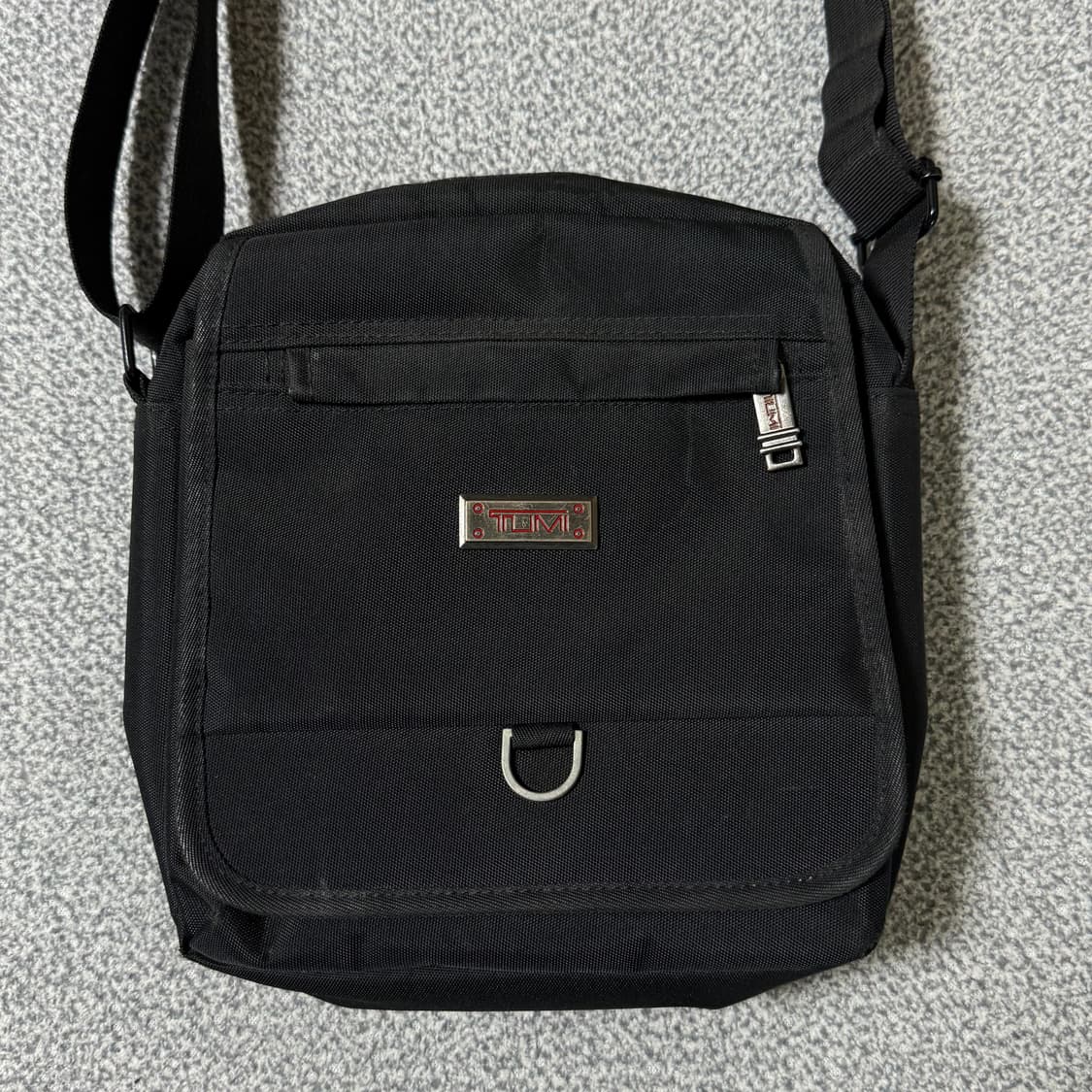 TUMI 투미 크로스백 상품이미지3