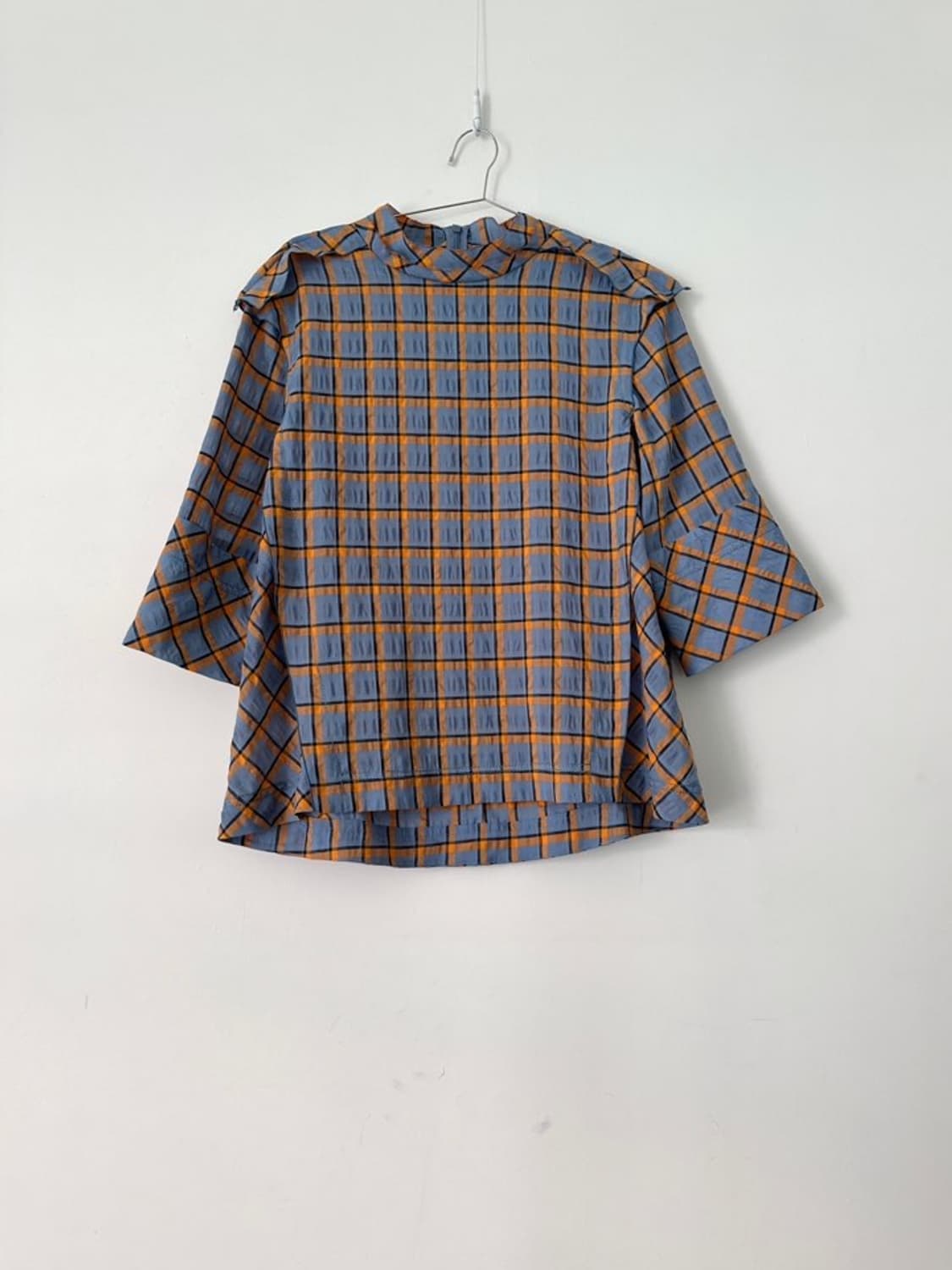 Structured check neck blouse 상품이미지5