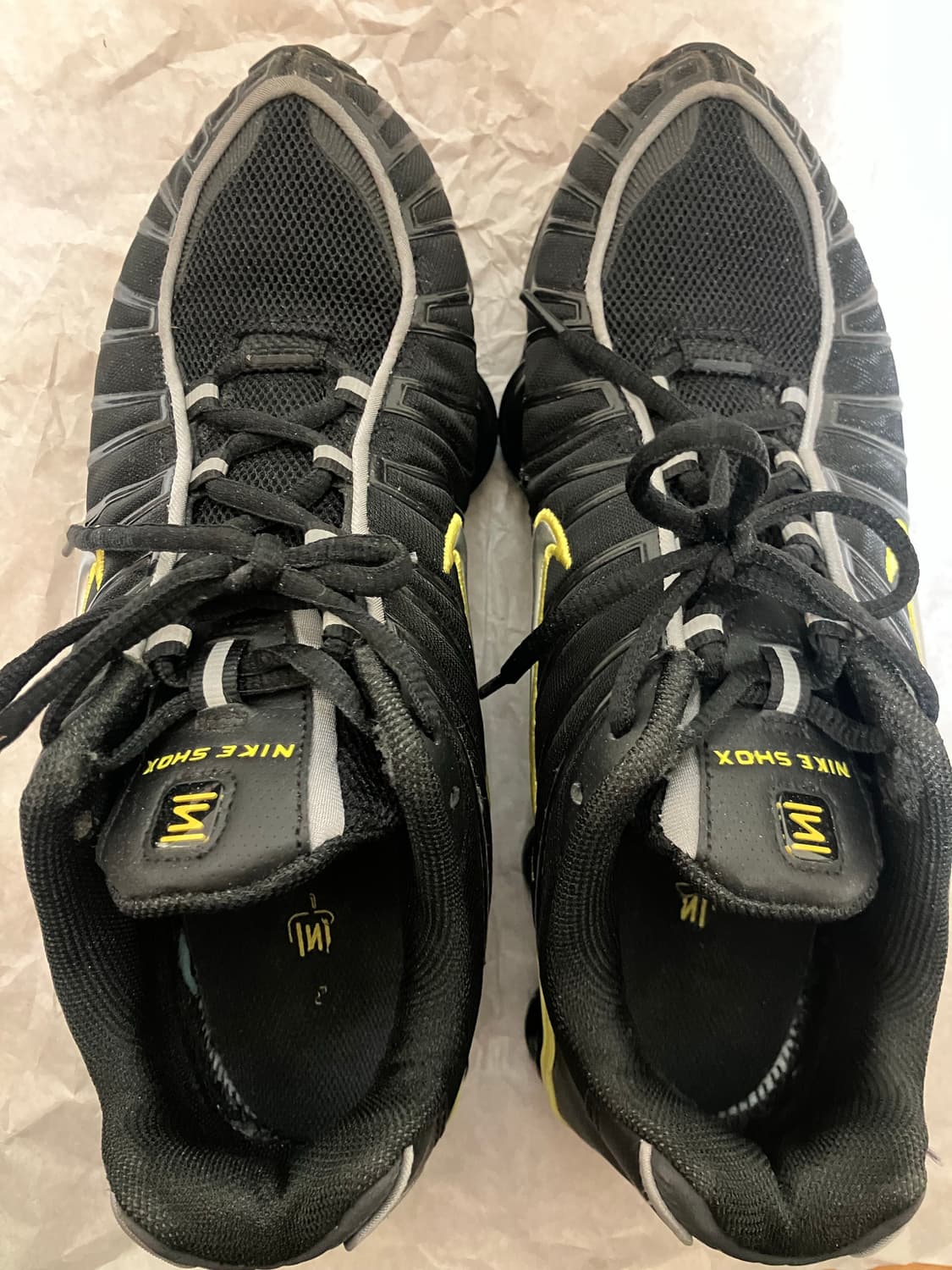 나이키 샥스 다이나믹 옐로우 270 상품이미지1