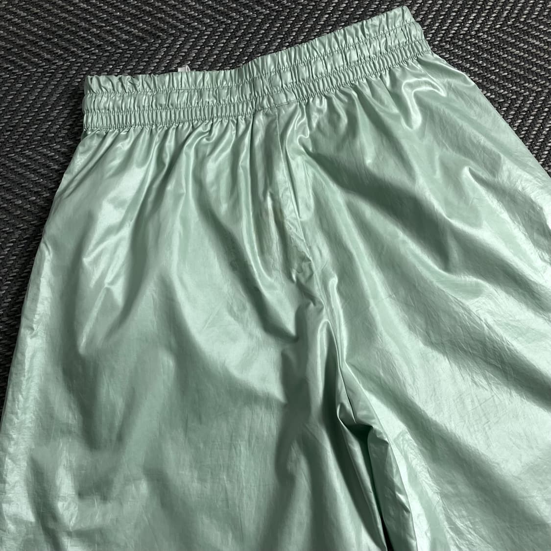 나이키 우먼스 더블 스우시 나일론 러닝 팬츠o 3554 상품이미지3