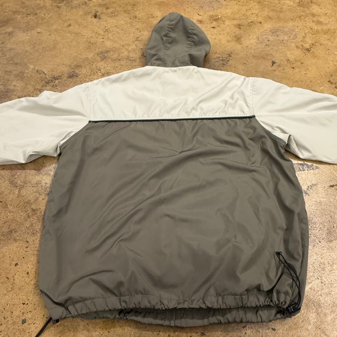 아식스 카키 점퍼 자켓 105 상품이미지4