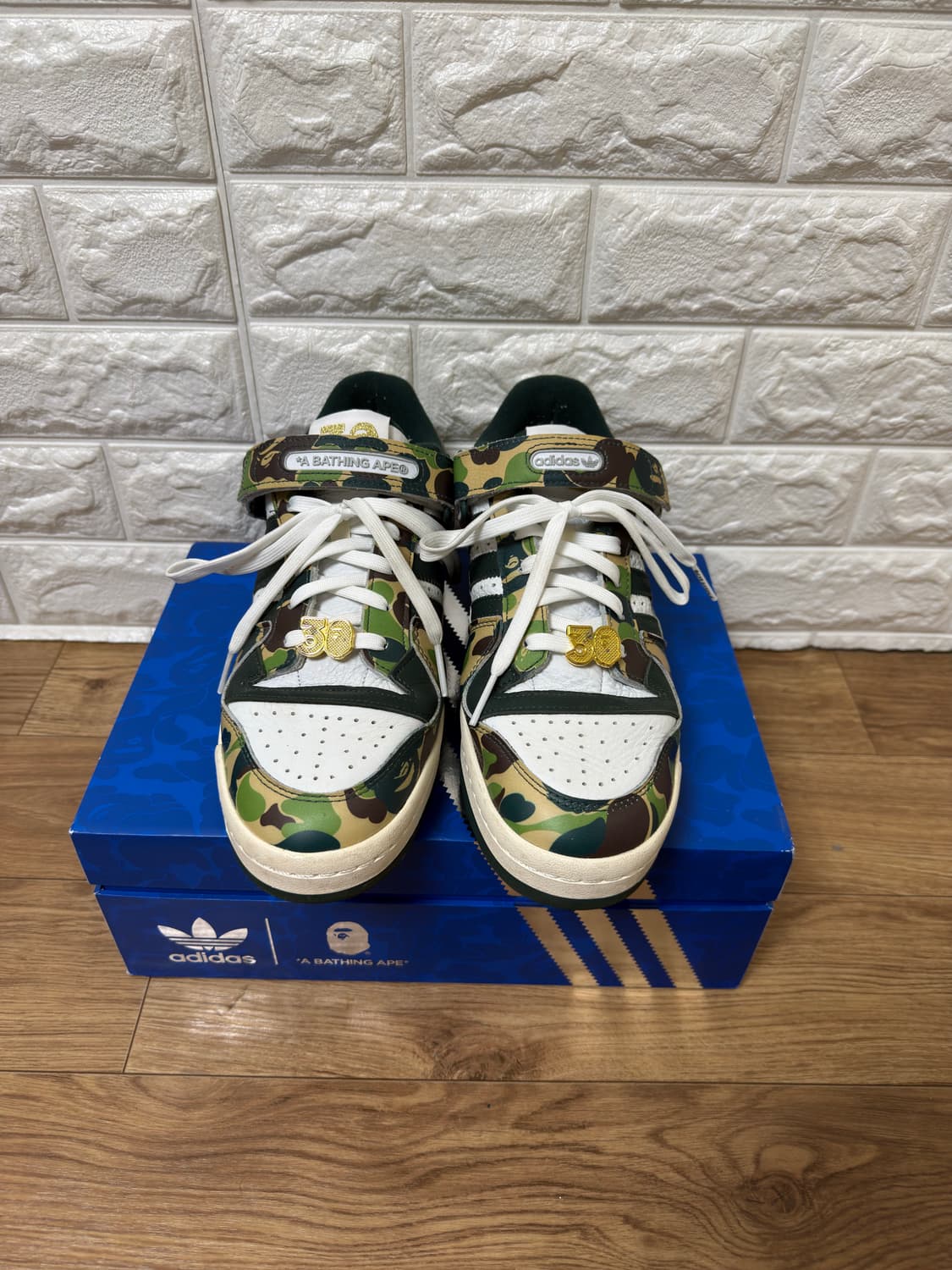 아디다스 x 베이프 포럼 84 로우 그린 카모 상품이미지3